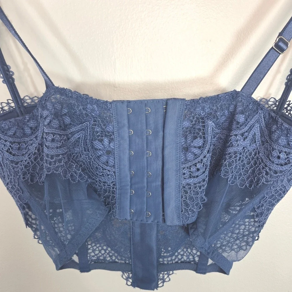 Victoria's Secret Very Sexy Bustier 32C Blue Lace Corset Zip Front Crop Top